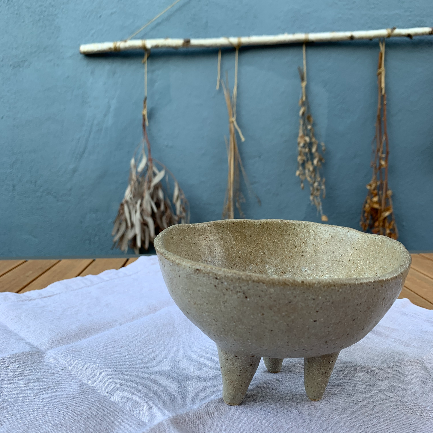 Wabisabi_Three legs Bowl