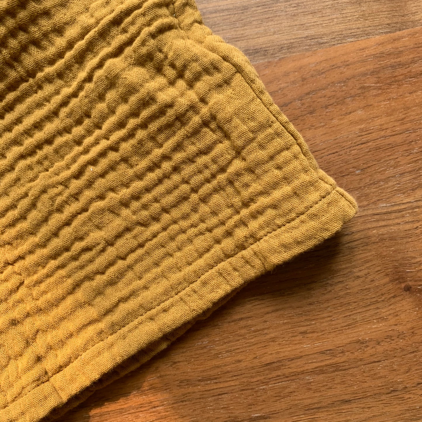 August Shorts Mustard
