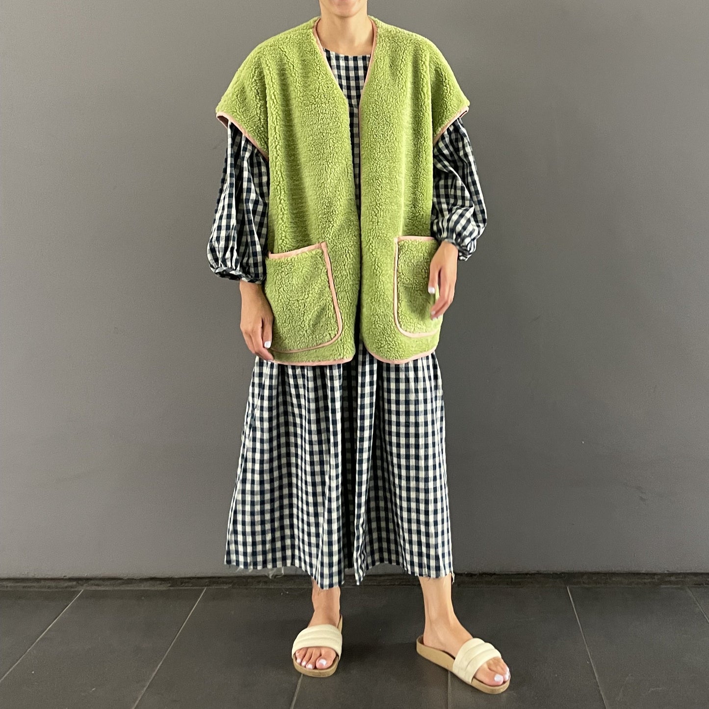 November Vest 2022 Tangy Green