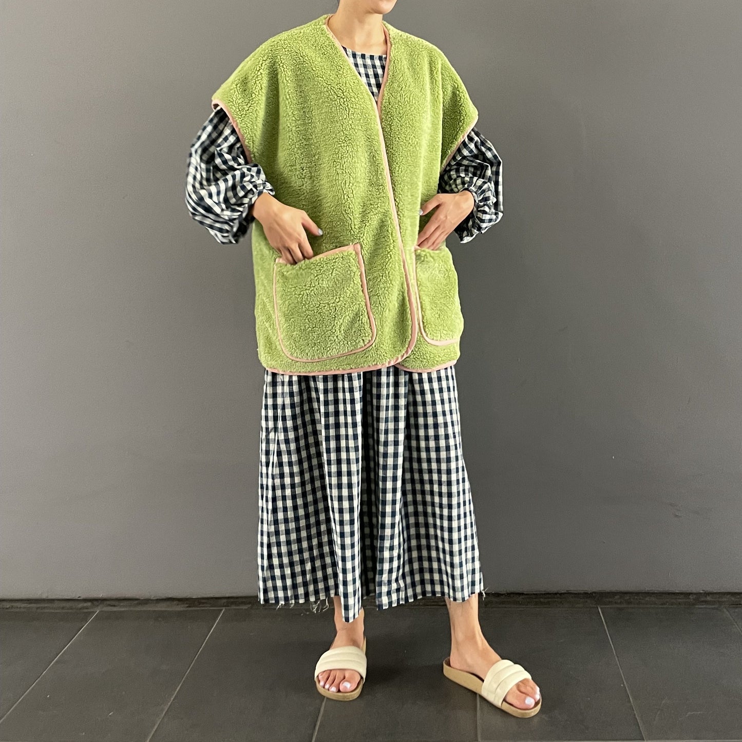 November Vest 2022 Tangy Green