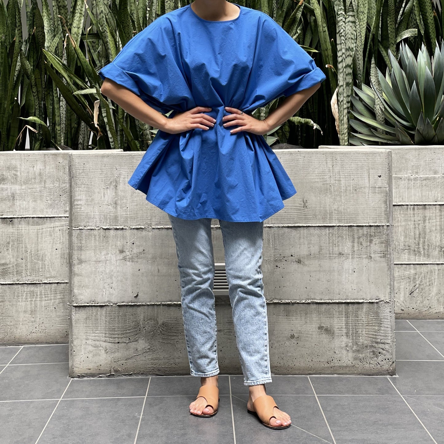 [STUDIO Collection] Volume Blouse Royal Blue