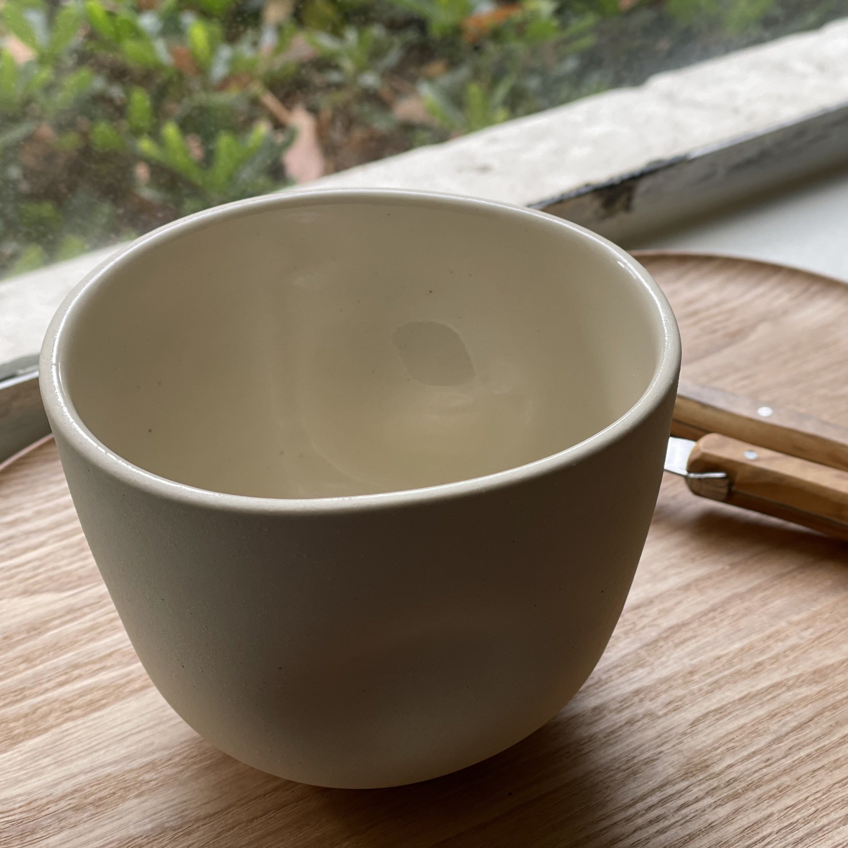 Thumb Cup White by Studio Jungin